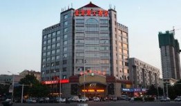 新郑金龙大酒店最新爆料,揭秘奢华背后的秘密与争议